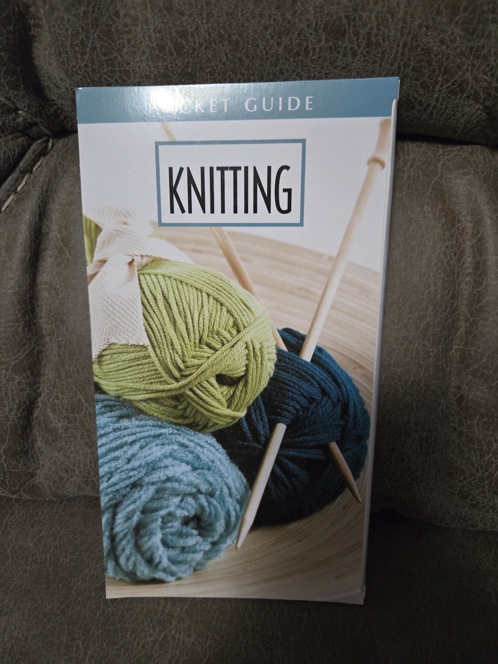 Knitting Pocket Guide - Green, Teal, Blue